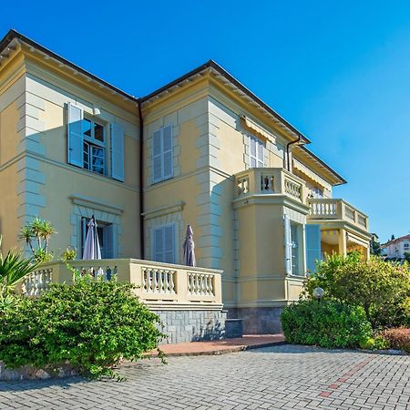 Oliviers -Agreable 2 Pieces Dans Maison Bourgeoise Menton Kültér fotó