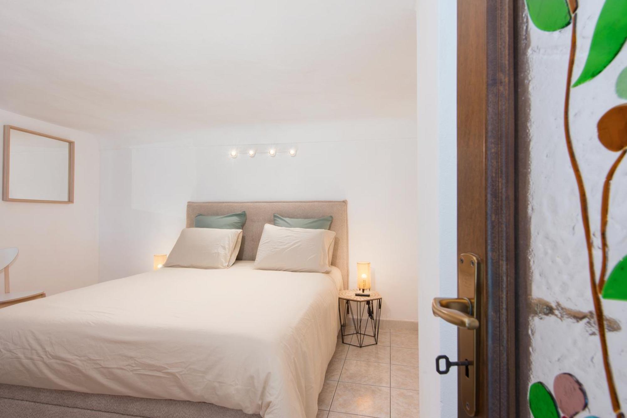 Oliviers -Agreable 2 Pieces Dans Maison Bourgeoise Menton Kültér fotó