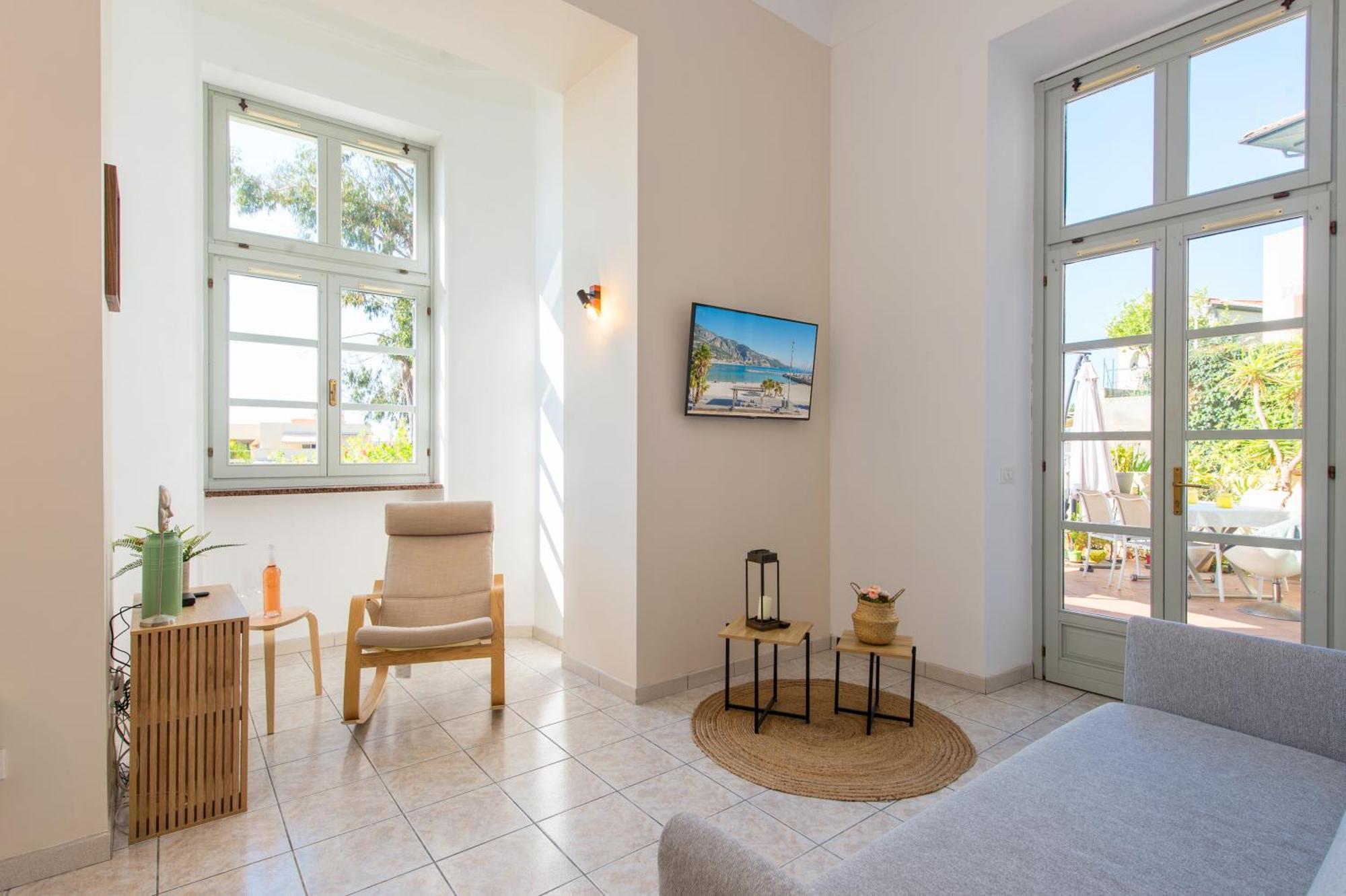 Oliviers -Agreable 2 Pieces Dans Maison Bourgeoise Menton Kültér fotó