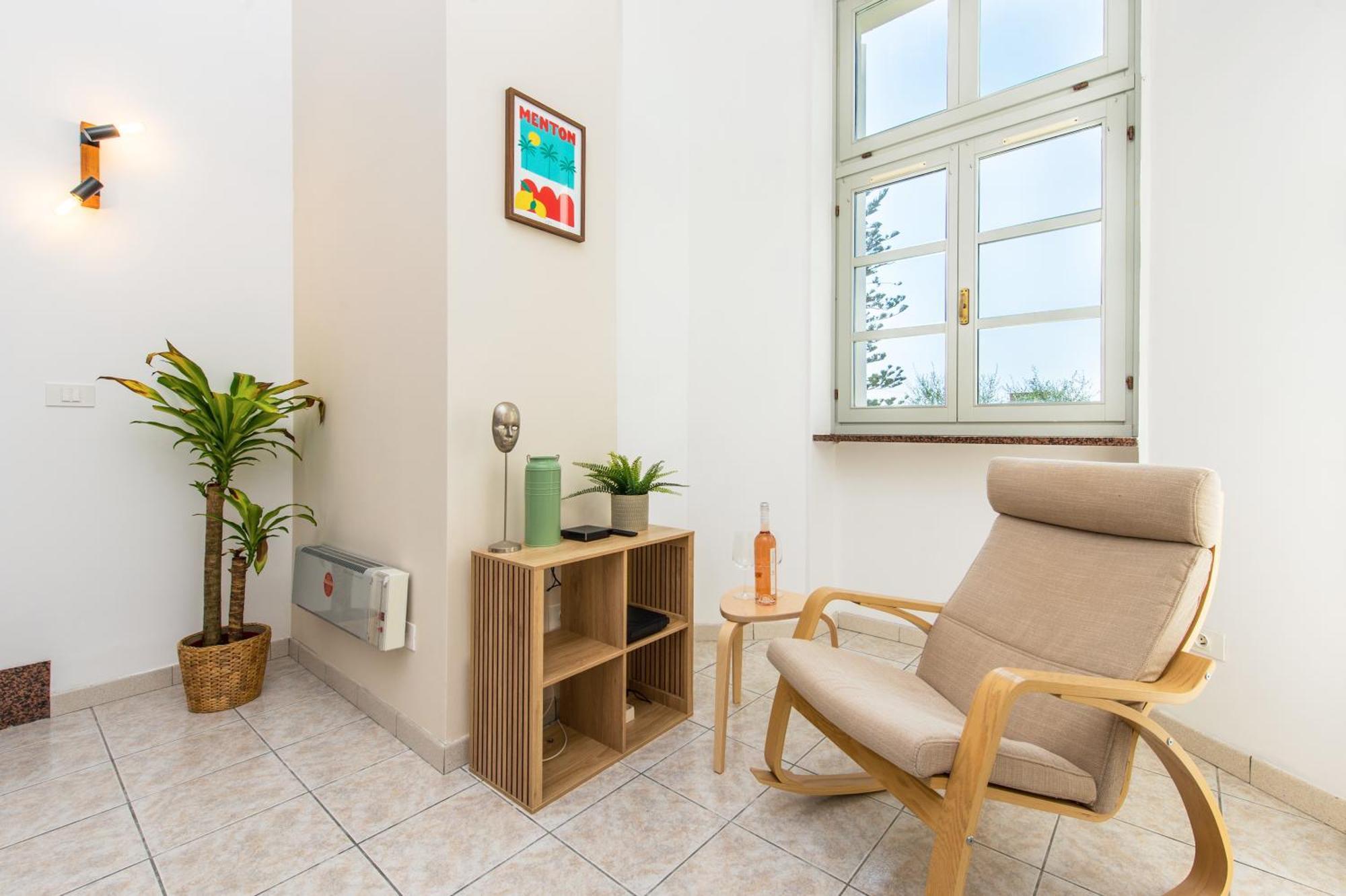 Oliviers -Agreable 2 Pieces Dans Maison Bourgeoise Menton Kültér fotó