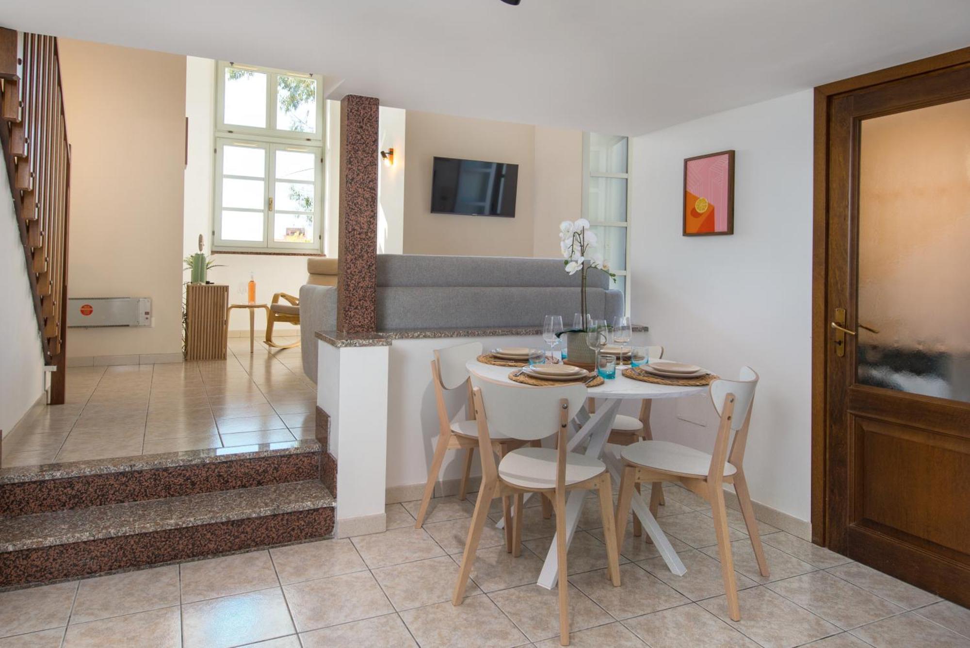 Oliviers -Agreable 2 Pieces Dans Maison Bourgeoise Menton Kültér fotó